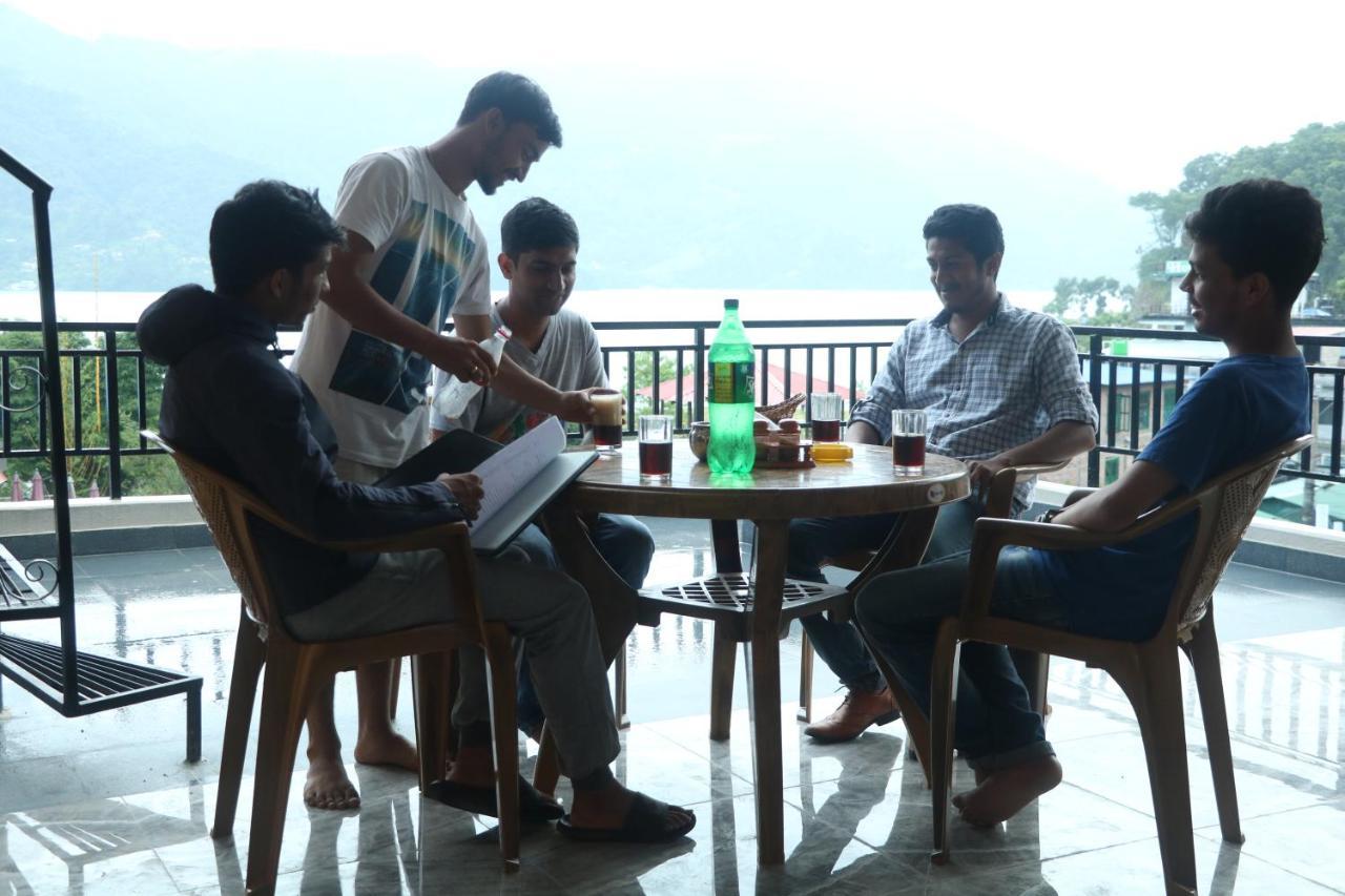Hotel Eagle Zone Pokhara Exterior photo